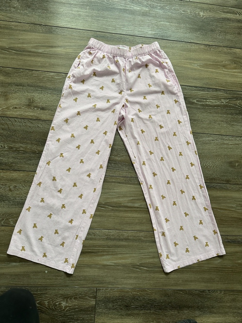 🌞Sale 3 for $15Harlow  woman’s M pj pants with cute Bear-Print